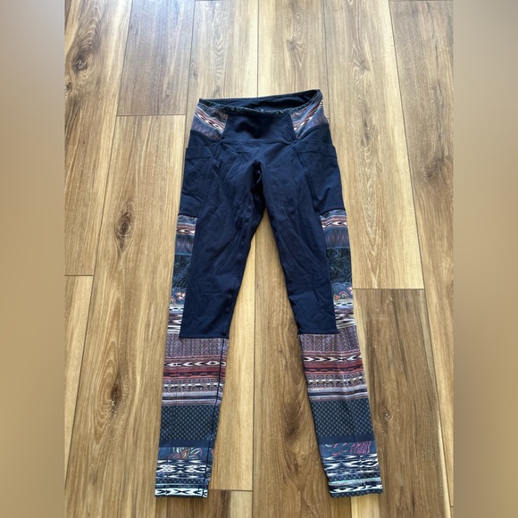 Prana women’s blue highway 7/8 yoga leggings size small - Picture 4 of 7